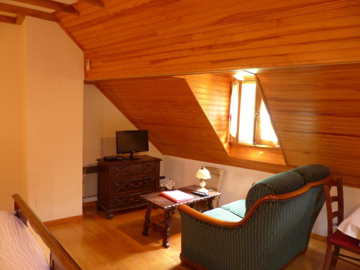 La Bouigane Bed & Breakfast Saint-Lary  Luaran gambar